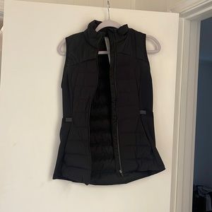 Lululemon Vest size 6 - new without tags, never worn!